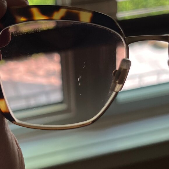 MIU MIU Sunglasses - Tortoiseshell pattern and gold detail - Authentic - Picture 15 of 17